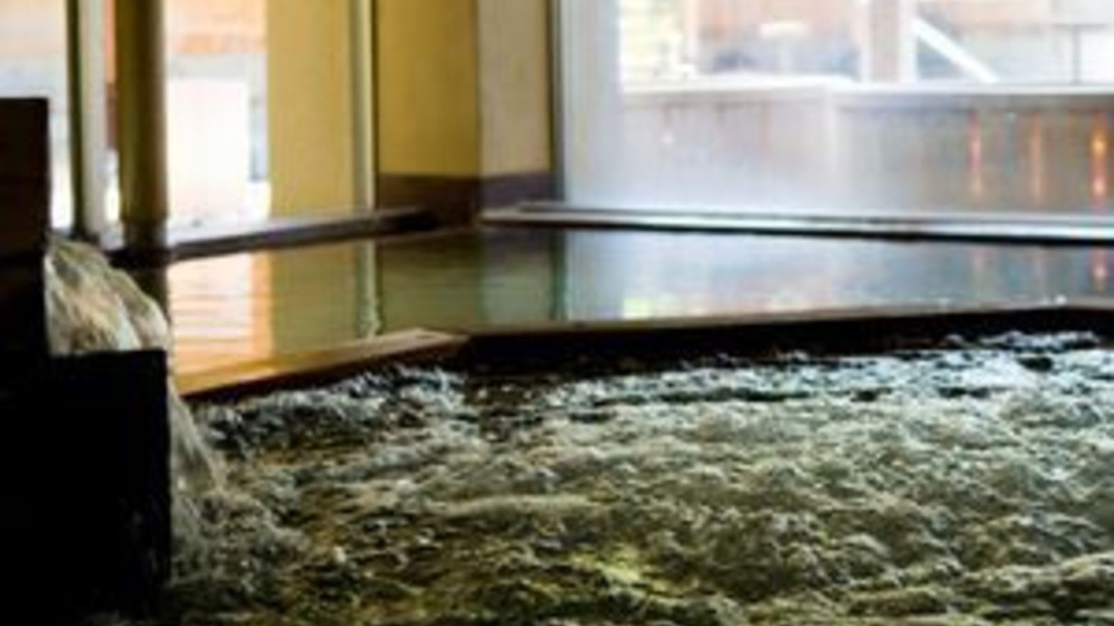 ■女性浴場　ジャグジー