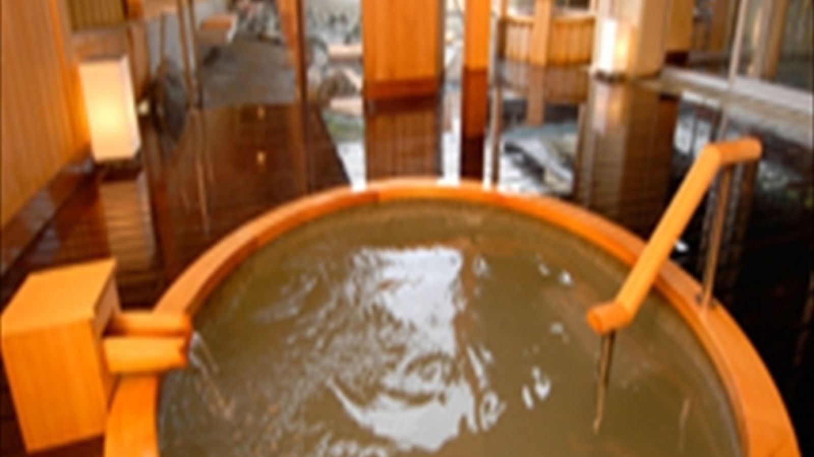 女性露天風呂　500*500