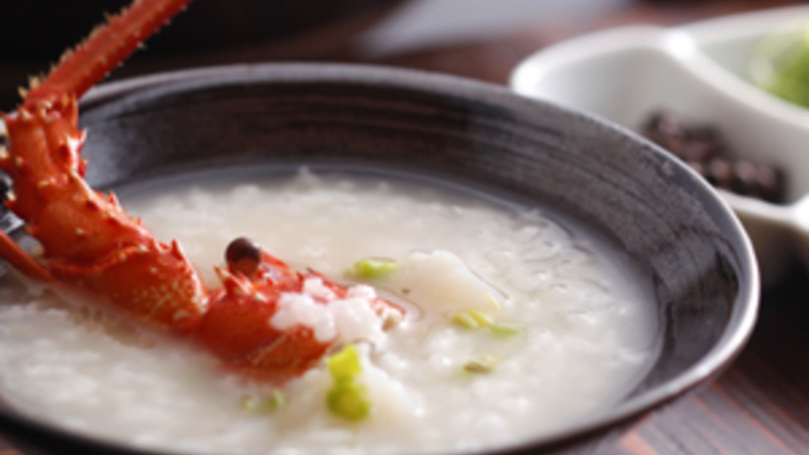 伊勢海老の出汁がしみ込んだ伊勢海老雑炊