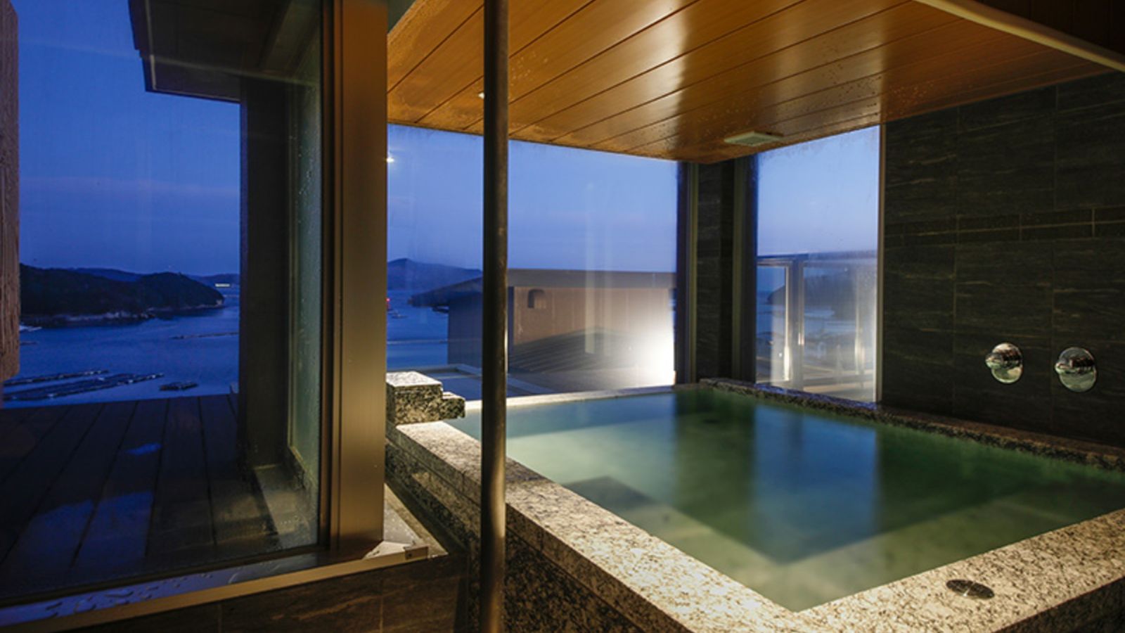 温泉露天風呂付き特別室601