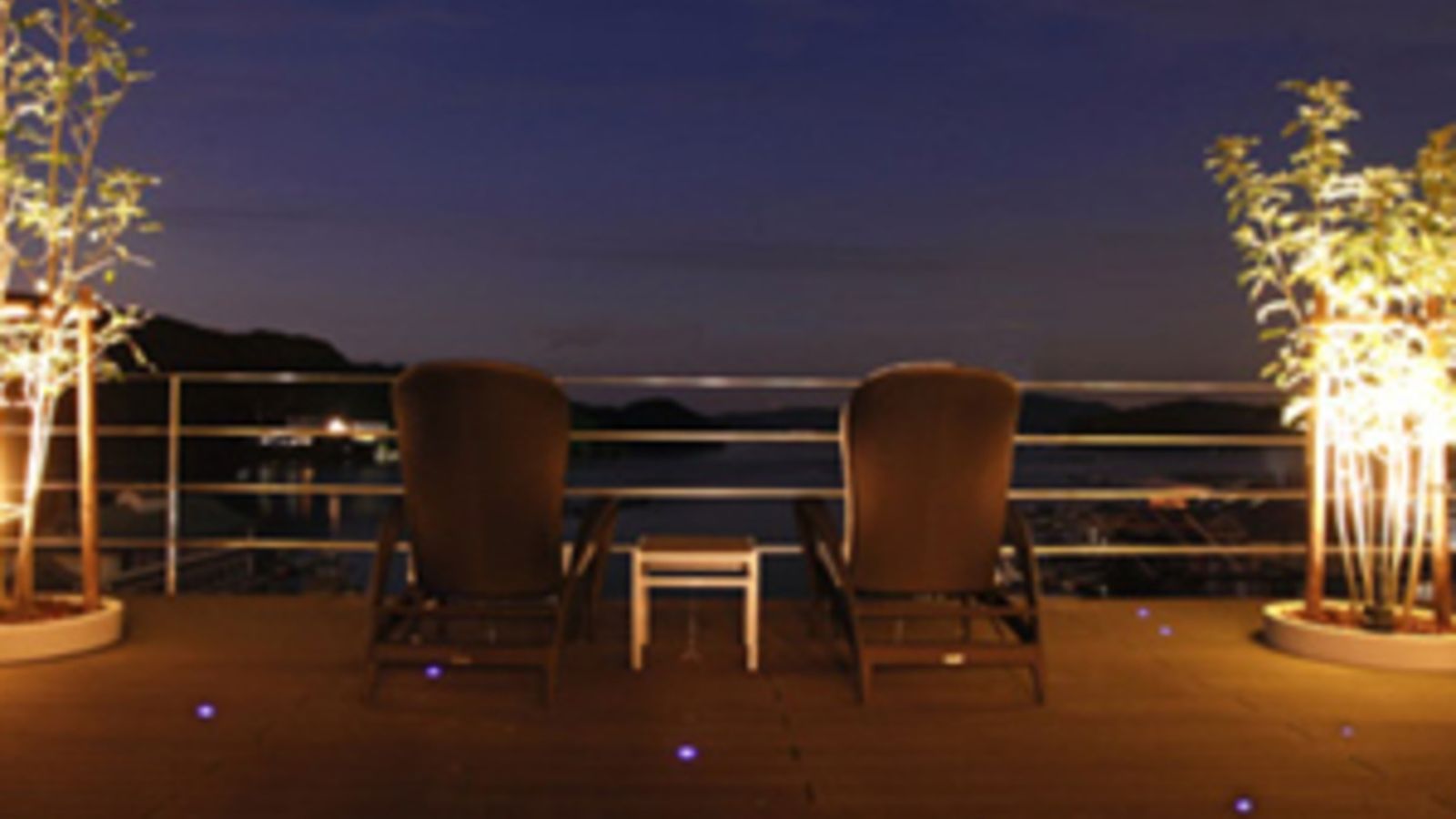 展望テラス　天使たちの庭