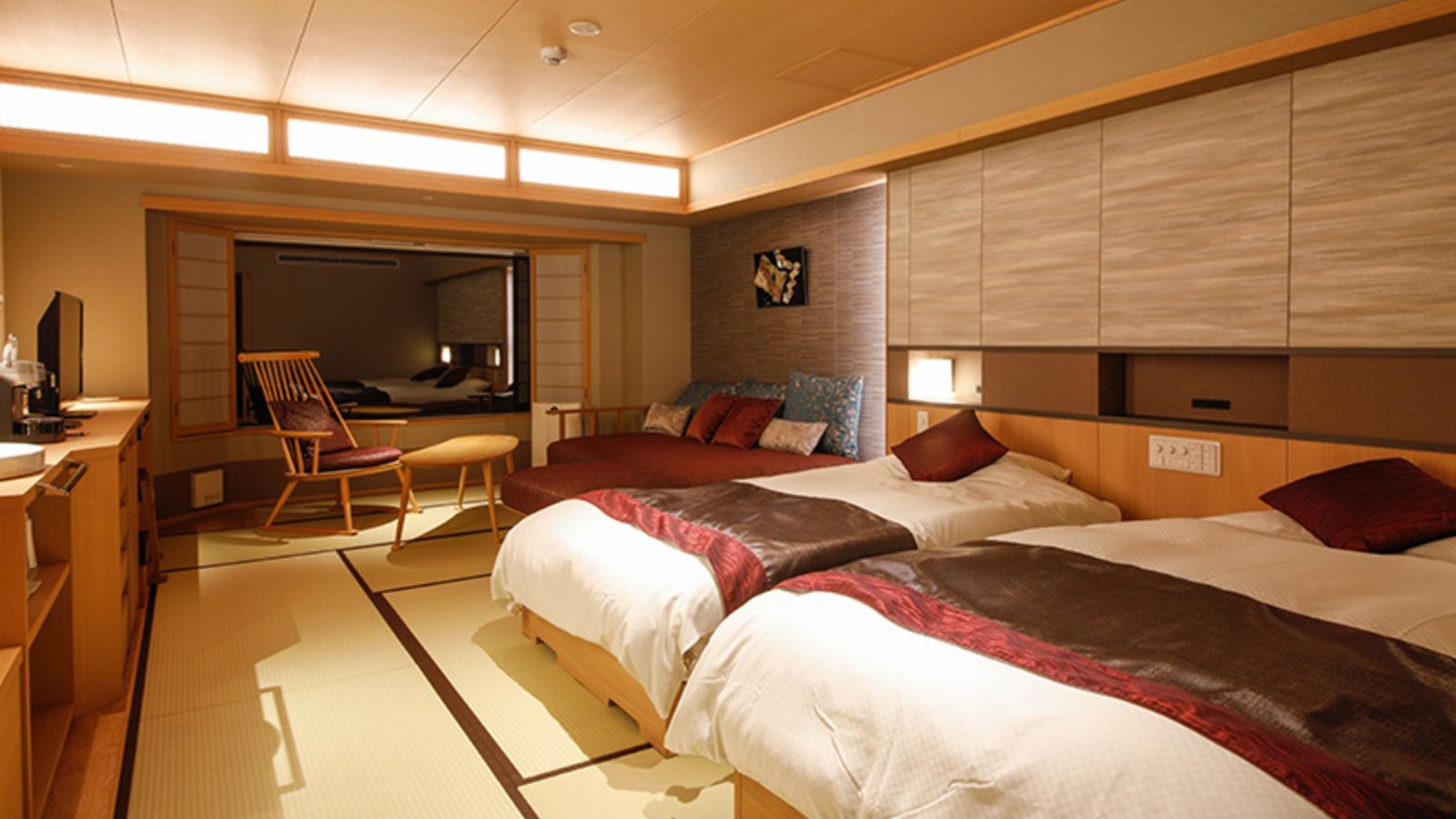 和室32平米（ダイニング食）