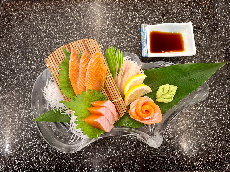 別注料理【信州サーモン刺身】付　1泊2食バイキングプラン