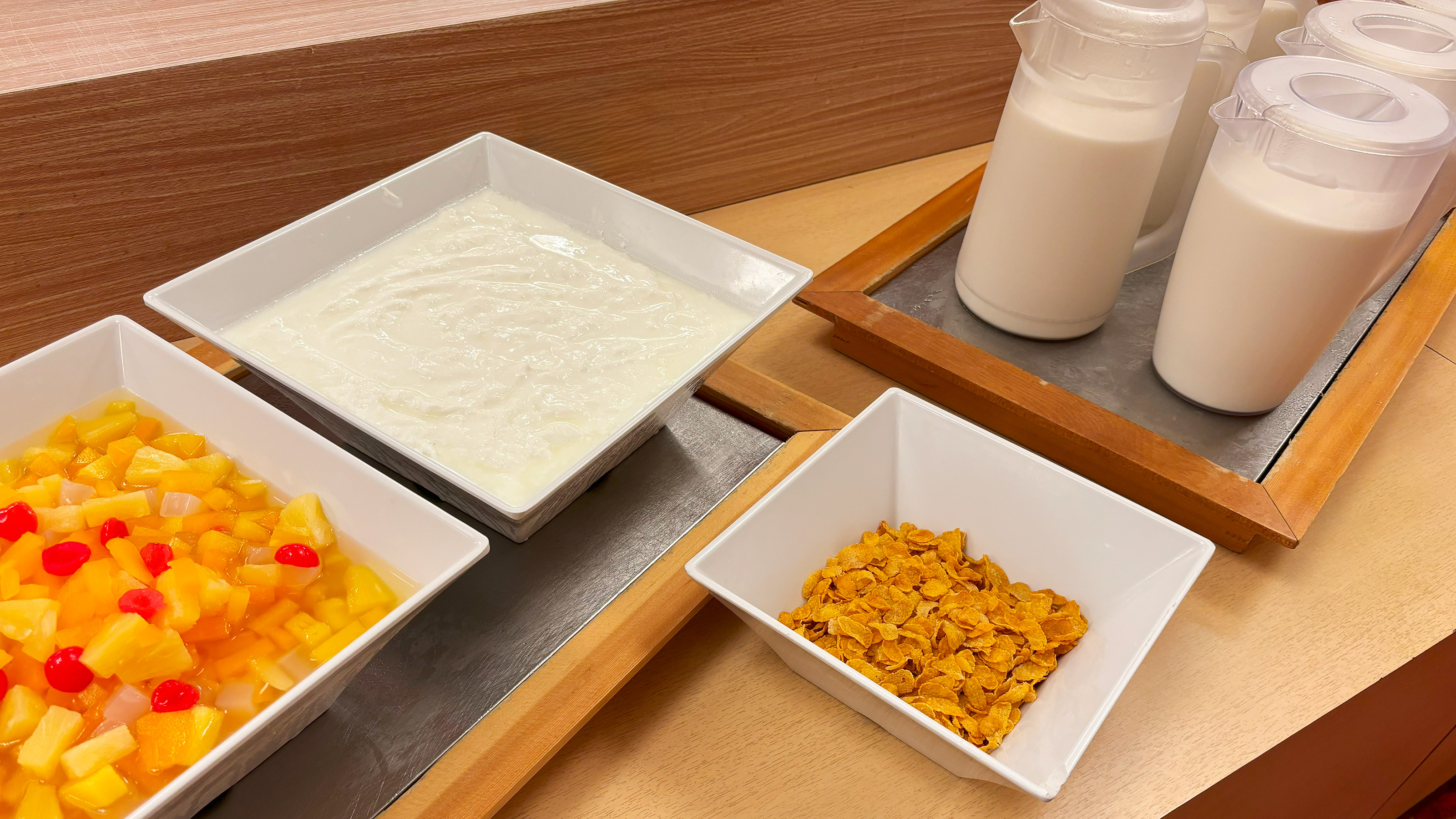 朝食バイキング