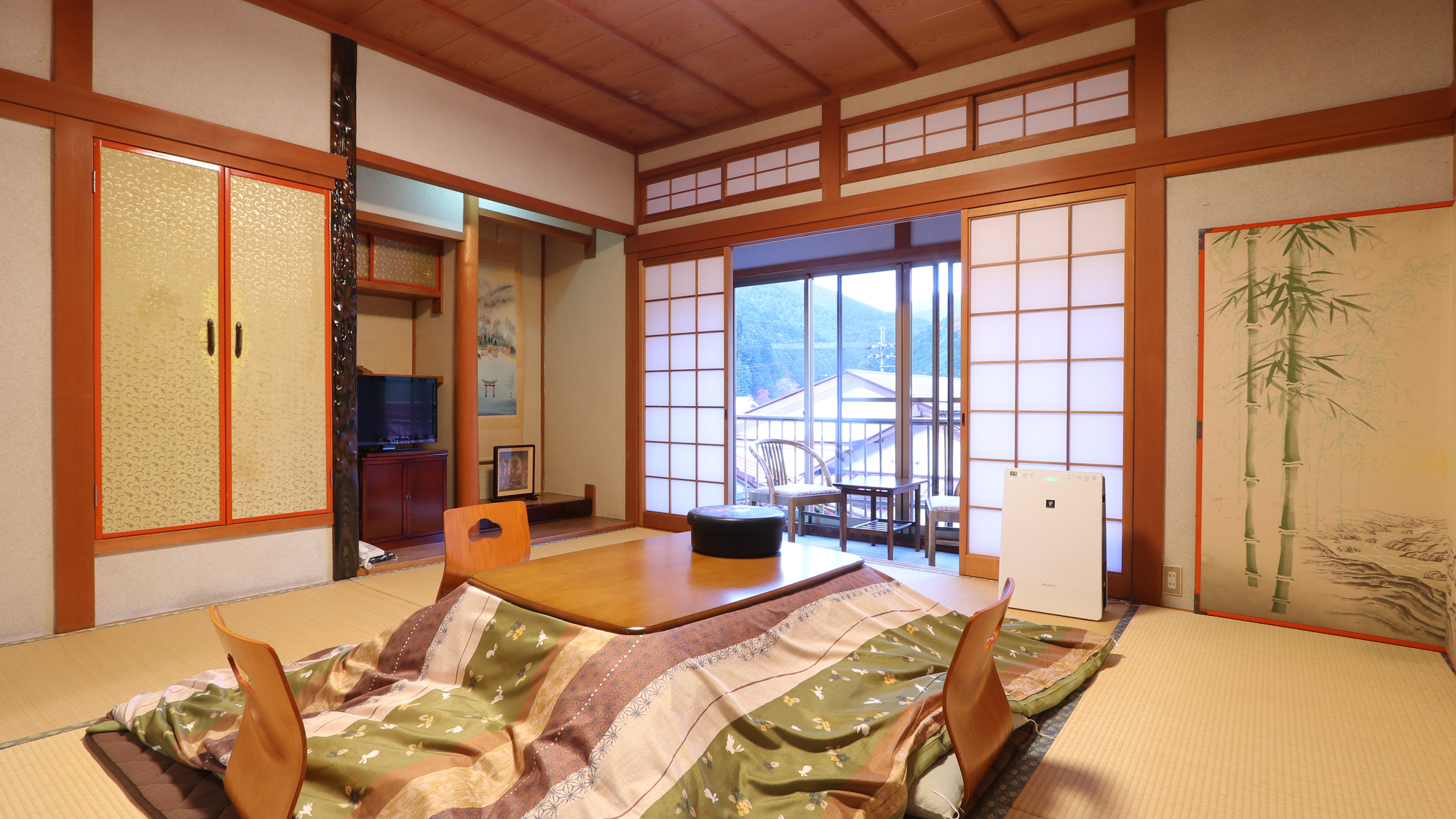 【8畳トイレ付き】 