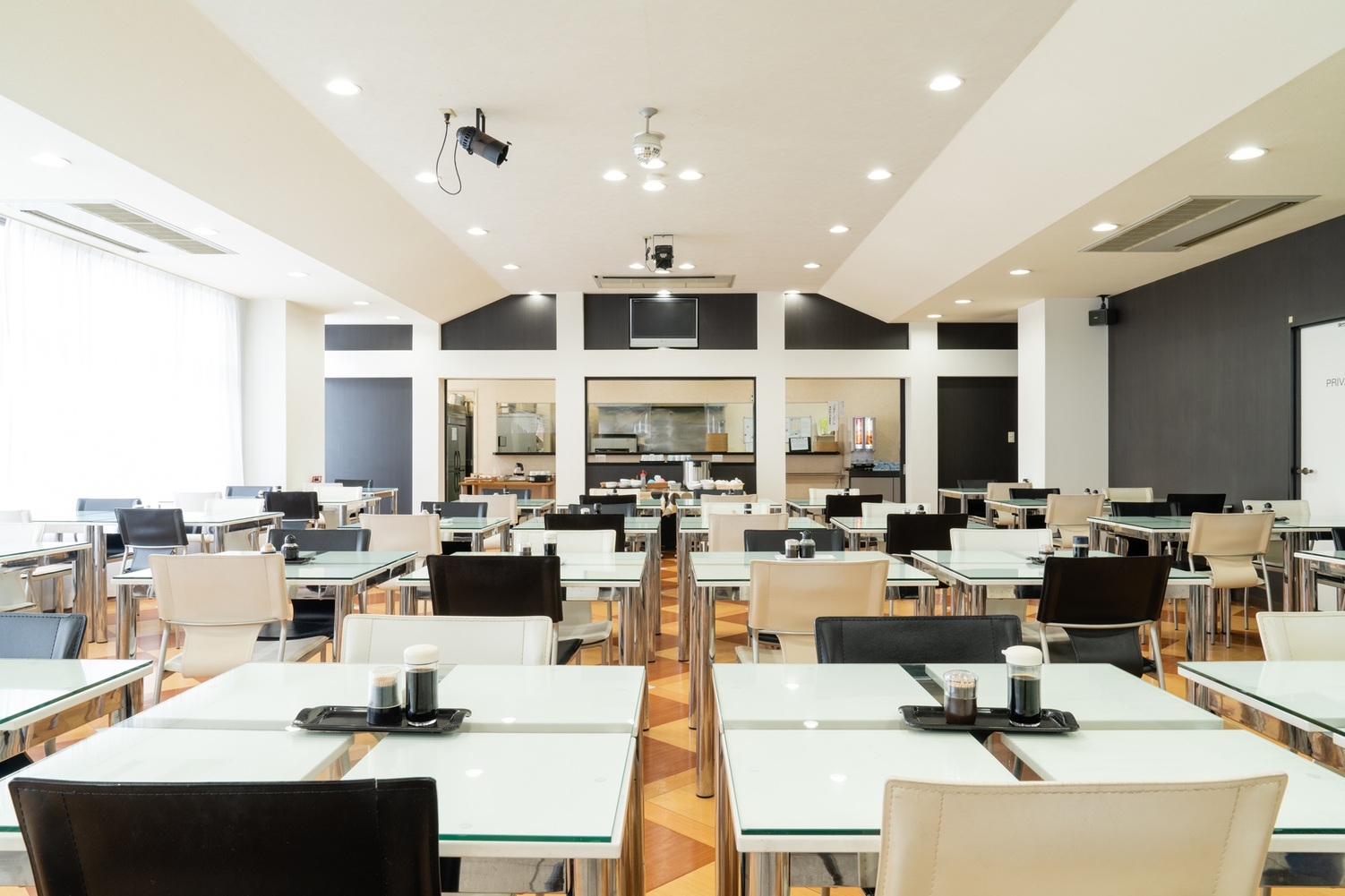 【客室清掃なし・朝食付き】シングルプラン（2泊以上〜）連泊をお得にステイ！