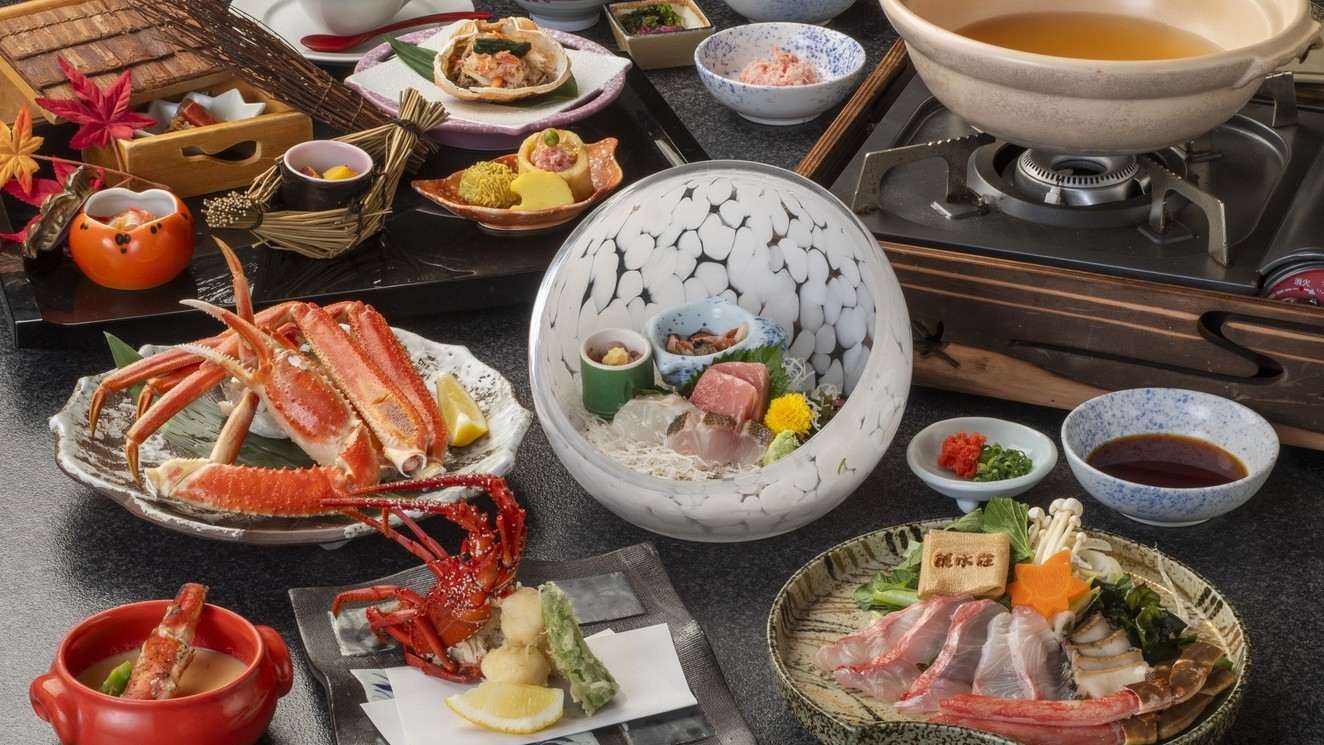 【客室露天風呂付】＜部屋食＞本ズワイ蟹と伊勢海老・鮑・金目鯛［冬限定｜総調理長特選会席］