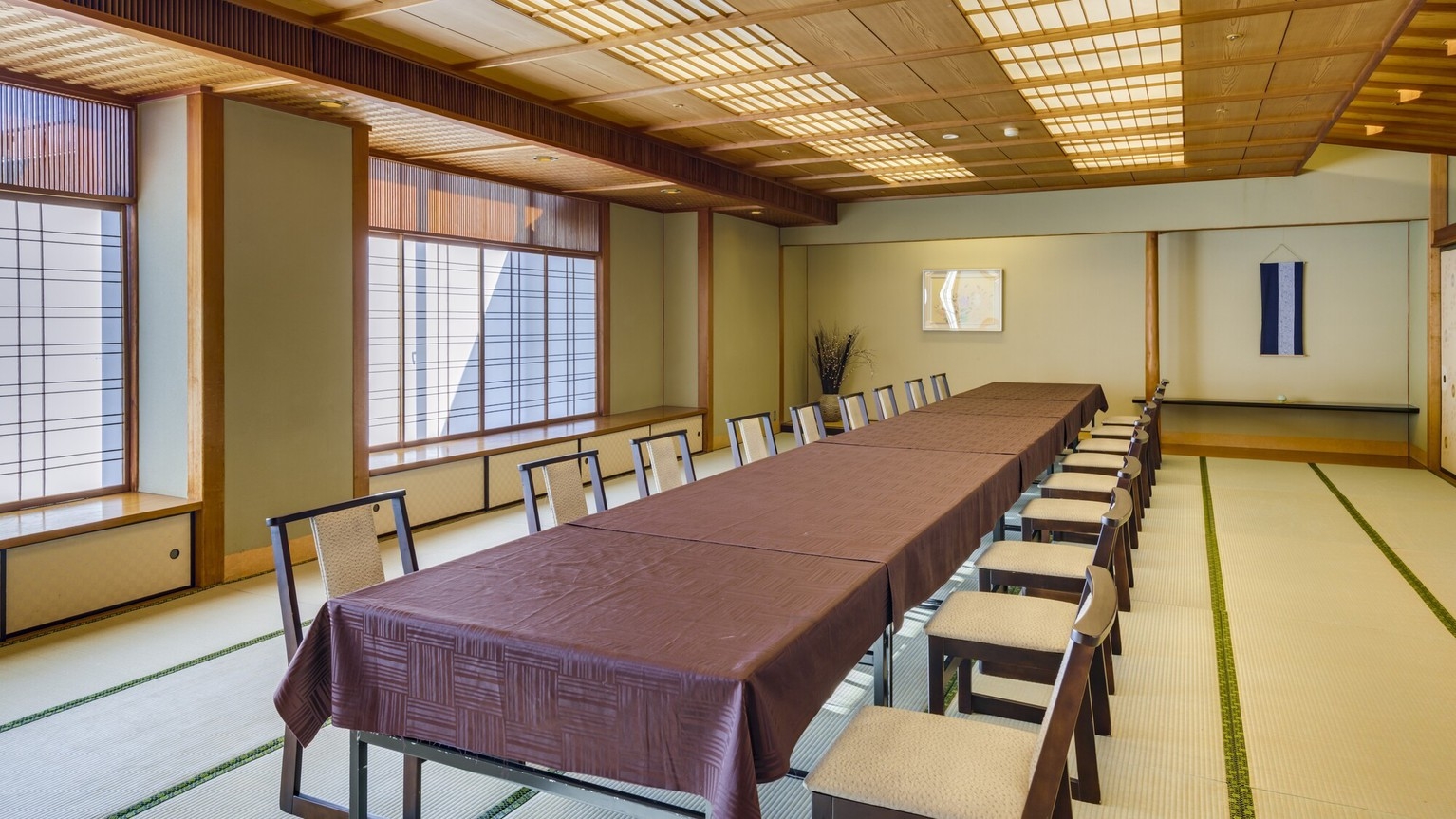 ＜事前決済限定＞夏休み【夕食17:30／7名様以上】グループ向け丨個室確約　金目鯛姿煮と伊勢海老会席