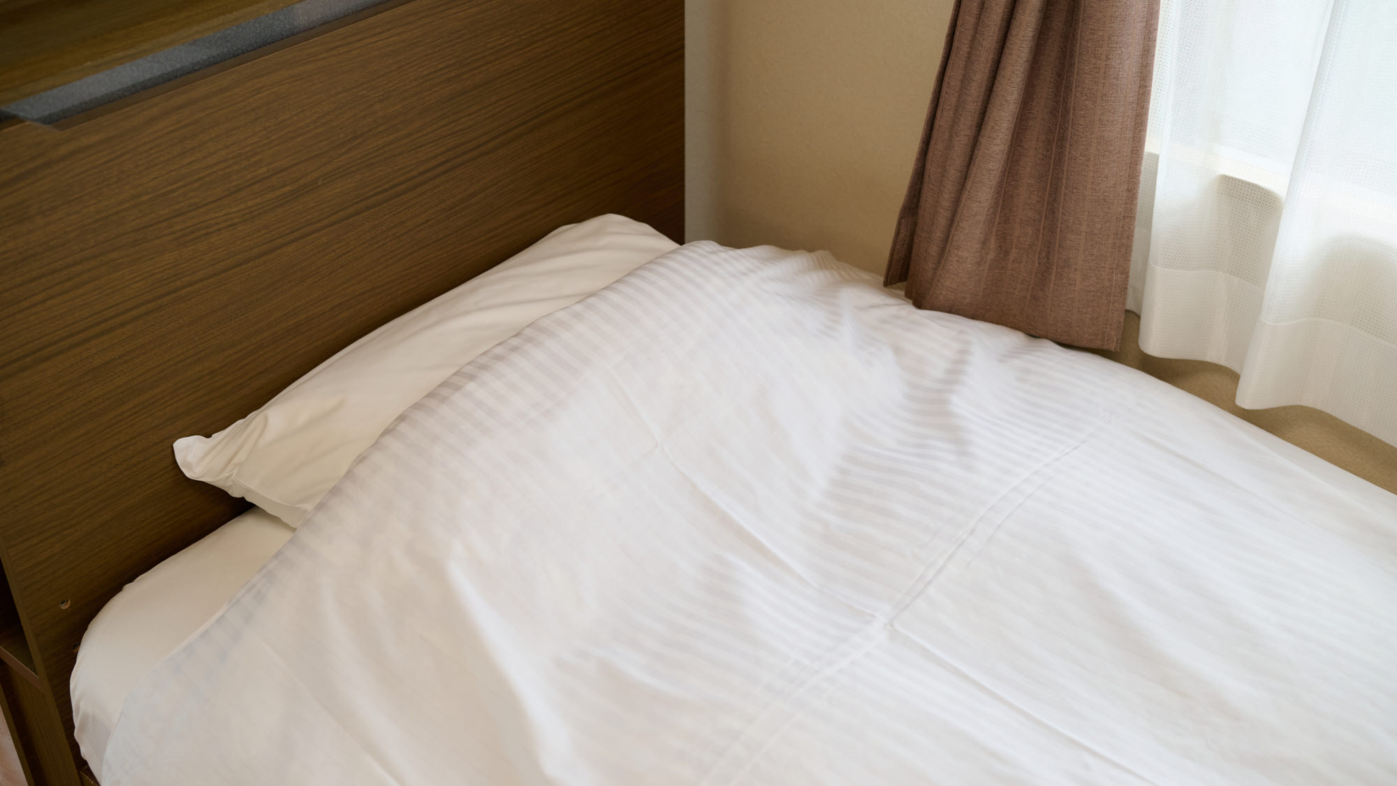 ◇【別館ワコー：和室6畳】ベッド/バストイレ