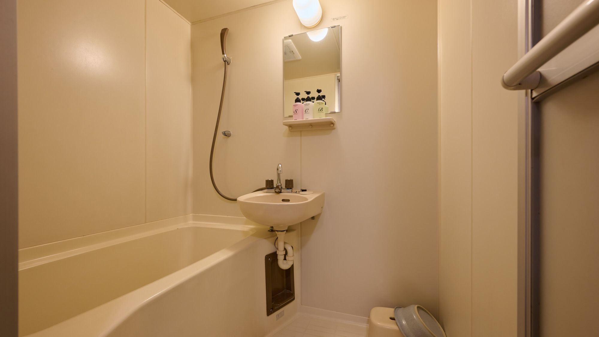 ◇【別館ワコー：和室12畳】バストイレ付