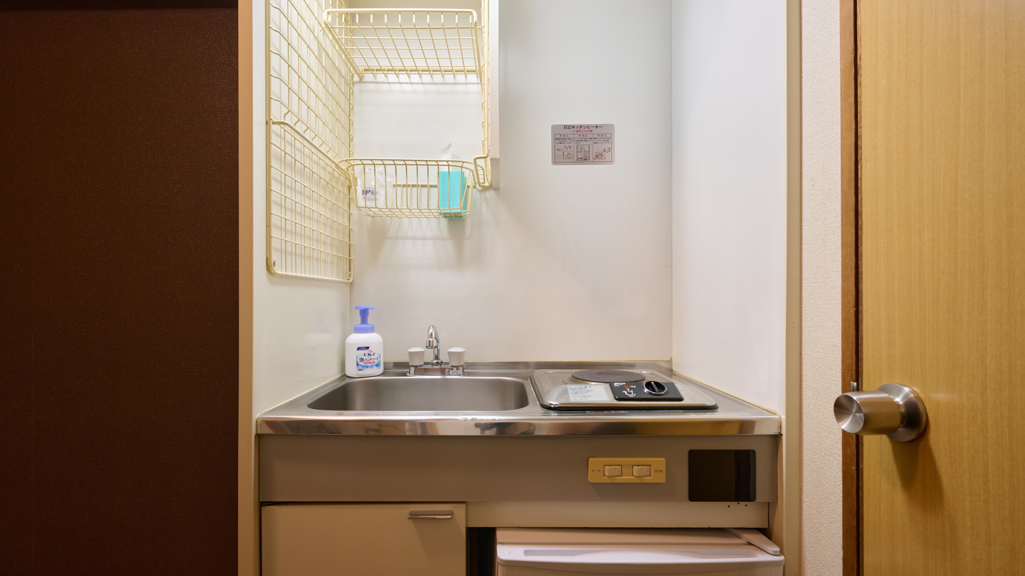 ◇【別館ワコー：和室6畳】ベッド/バストイレ