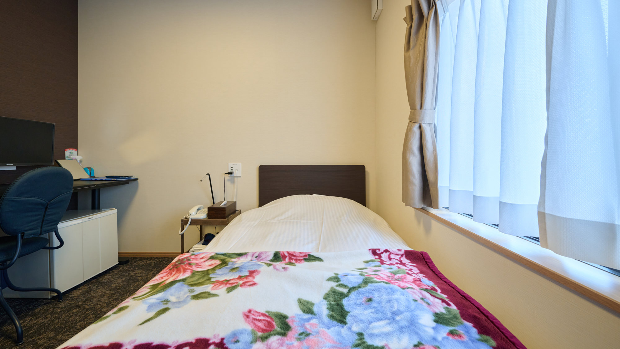 ◆【本館和陽館：洋室６畳