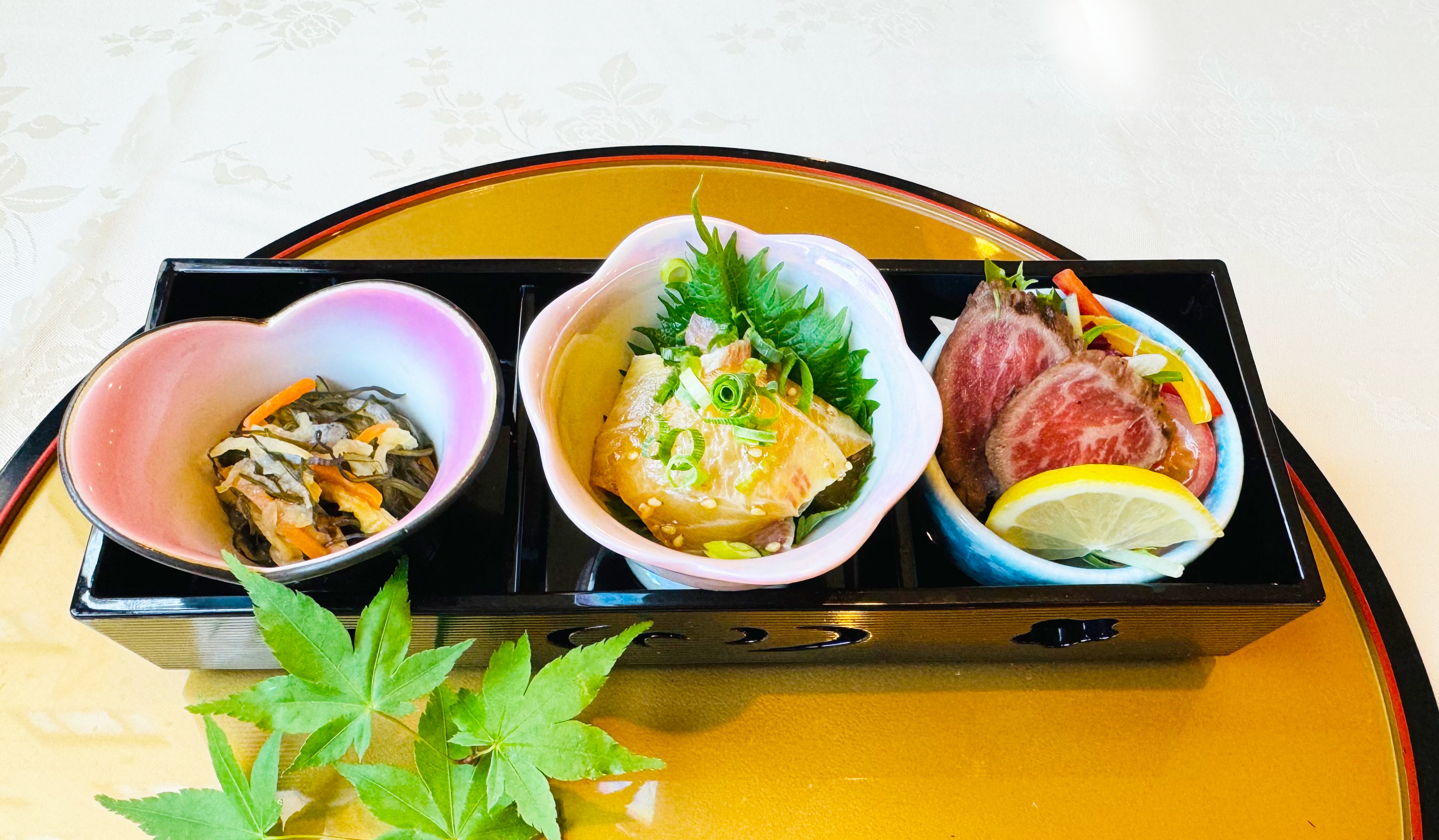 2階 和食処 若潮　「本日の先付3種」