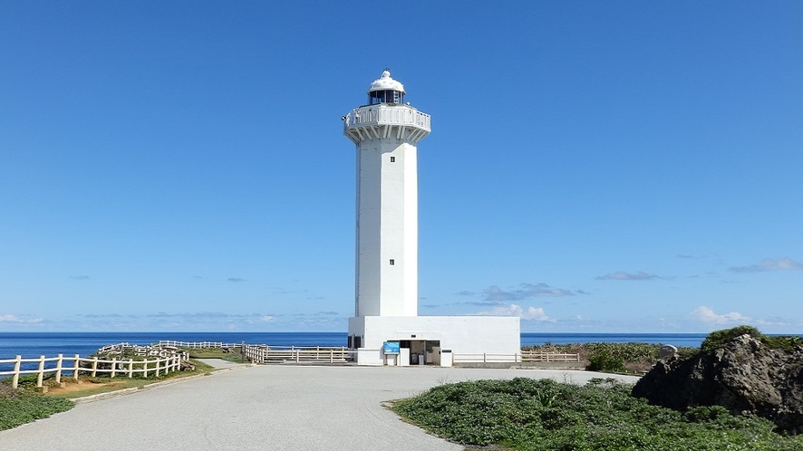 島風景　東平安名岬灯台