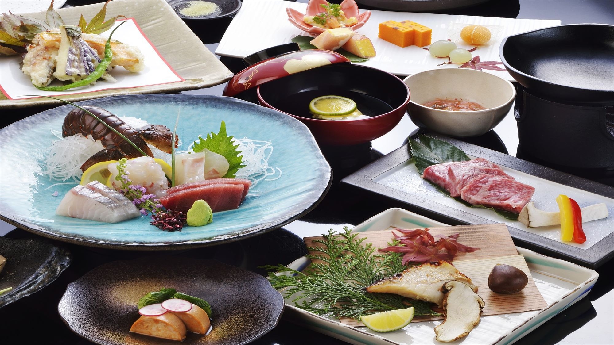 【期間限定】【部屋食プラン】絶景温泉旅館で味わう！和の創作＜匠の極会席＞【夕朝食付】