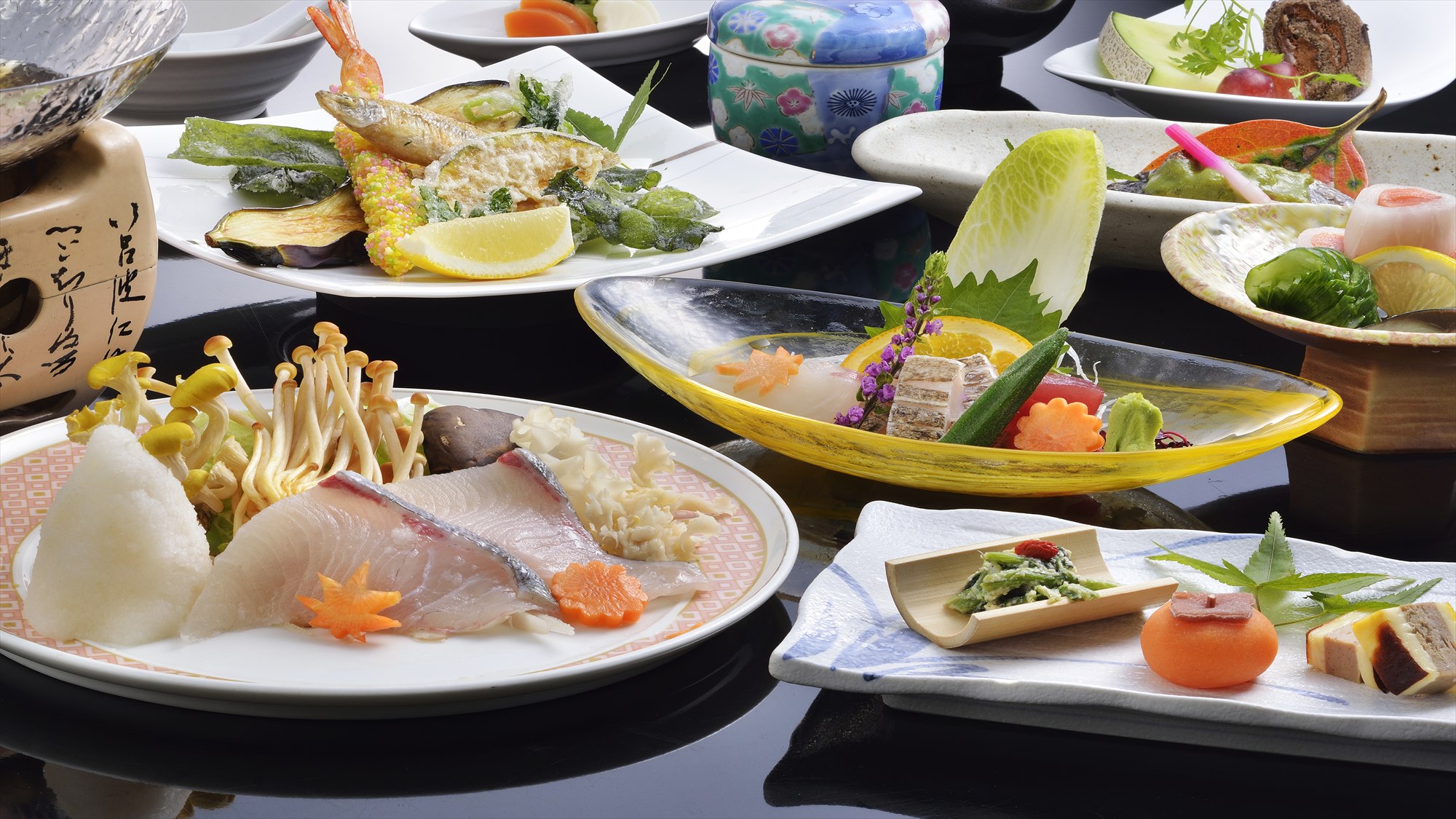季節の会席☆品数豊富な会席料理でお腹も心も満たされる