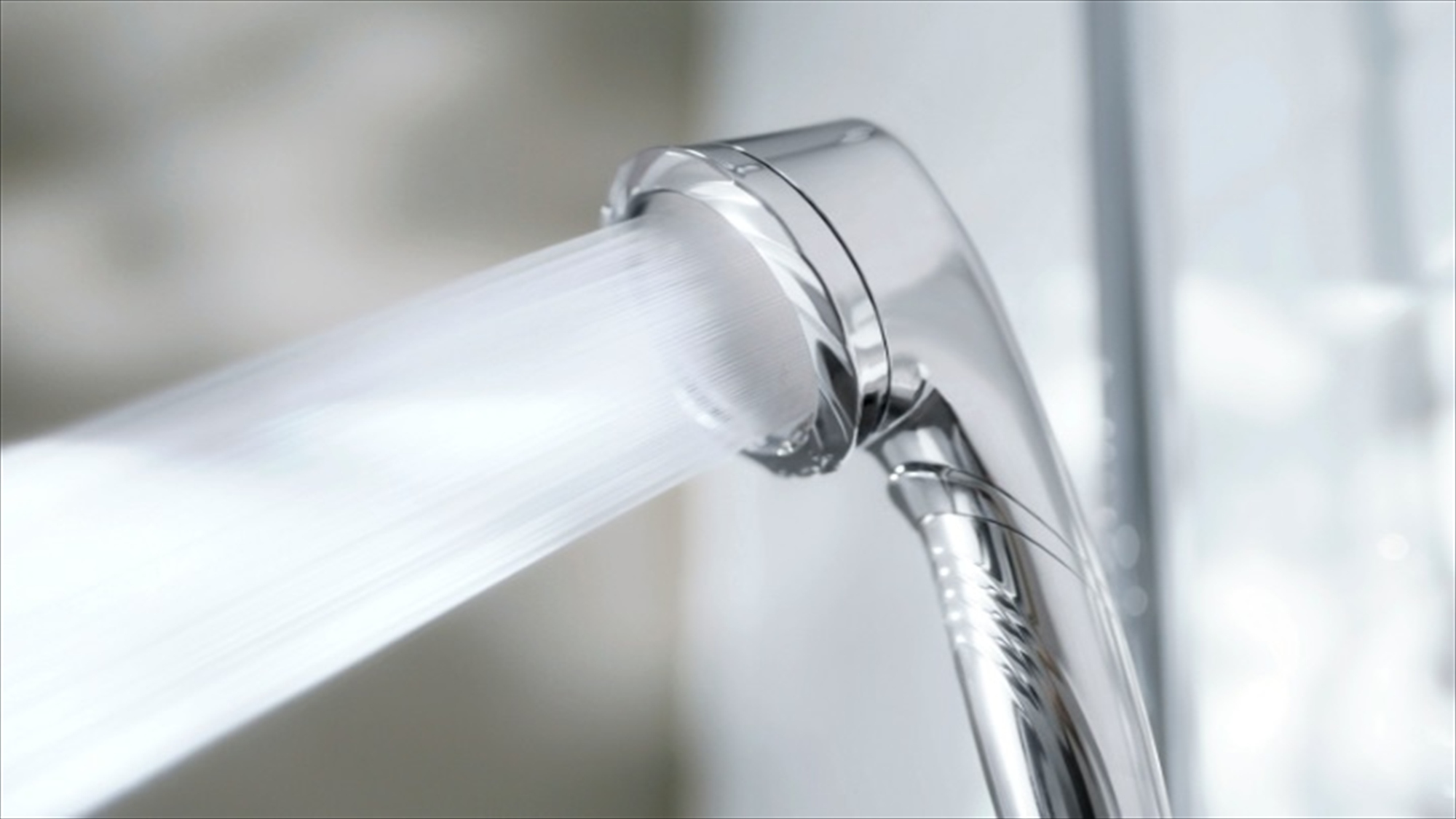 【スイートルーム】贅沢なバスタイムを演出。シャワーヘッドにもこだわった特別なスイートルームです。