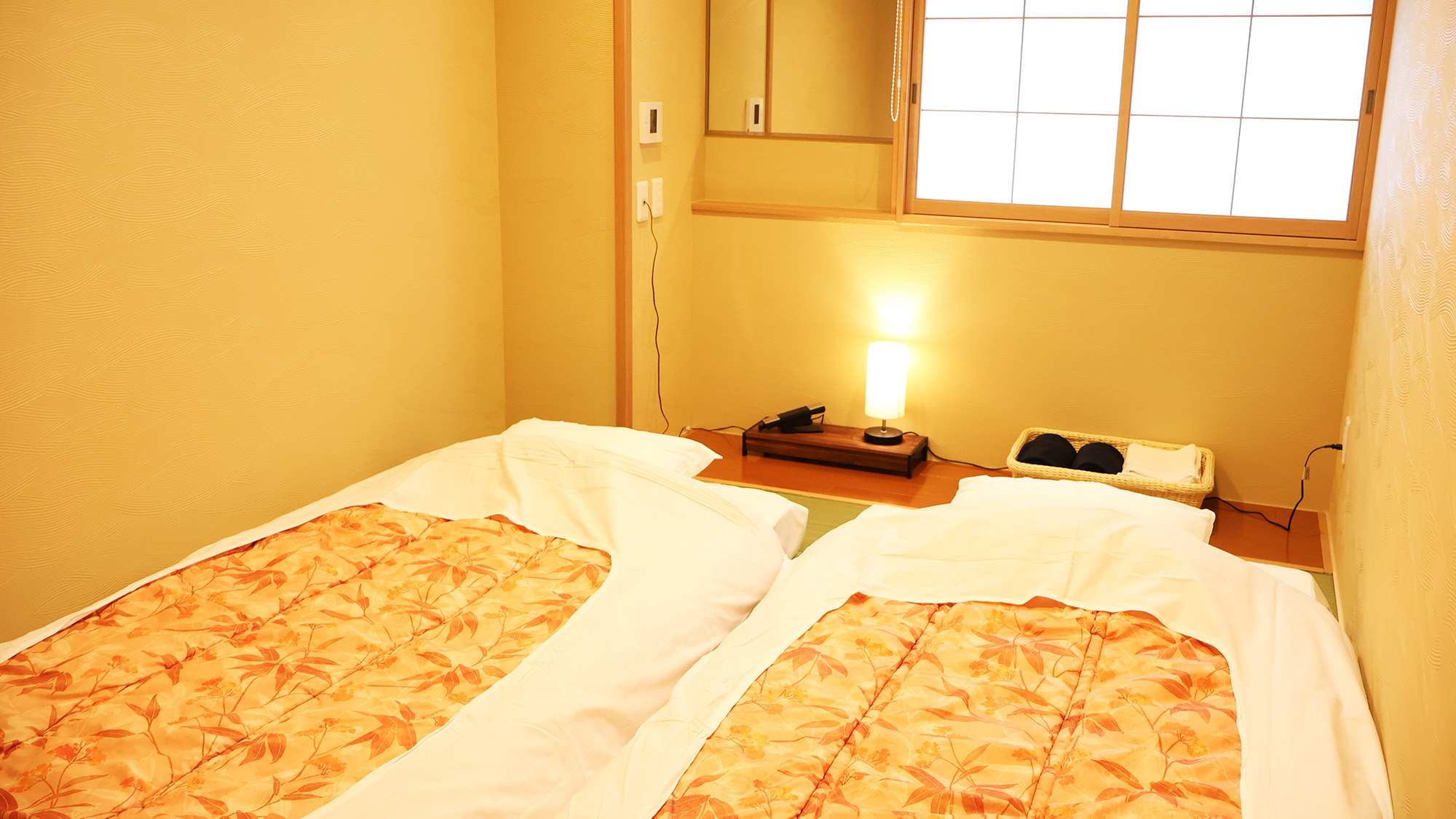 和楽～和モダンスタイルルーム～：和の落ち着きと現代的な機能性を兼ね備えた、1室限定の特別ルームです。