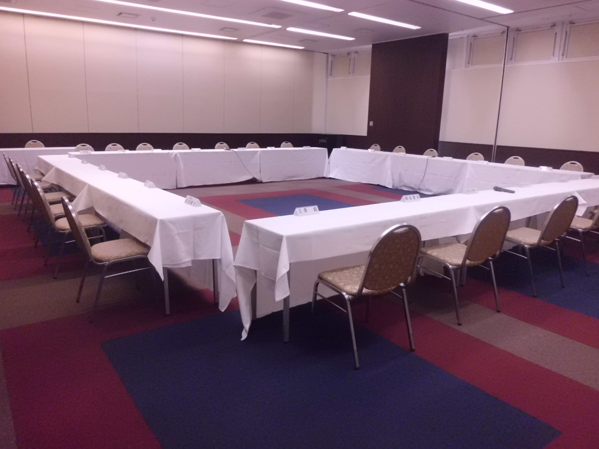 1階会議室「カシワ」