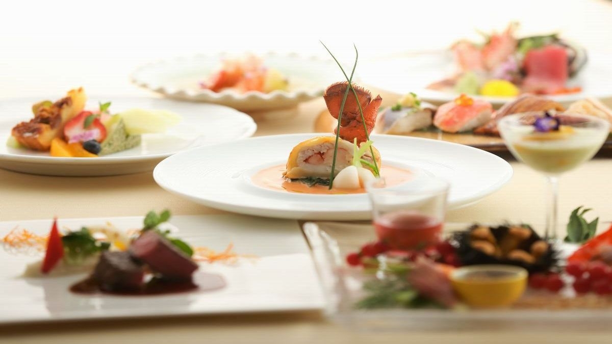 【楽天トラベルサマーSALE】【贅沢な和洋折衷コース】★フレンチも和食も一度に味わえる至福のひと時♪