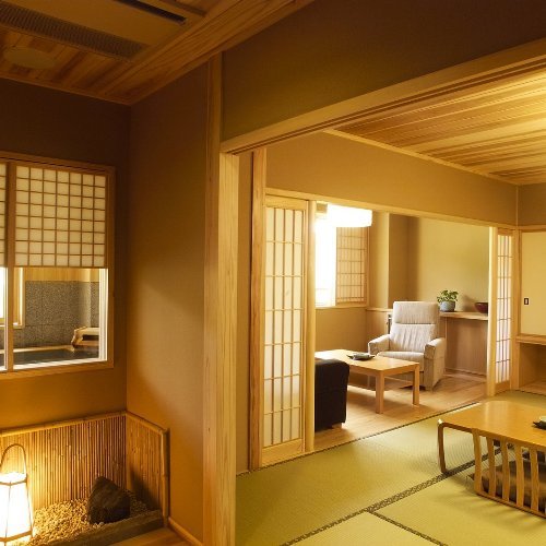 [Guest room with panoramic bath (opening and closing windows)]