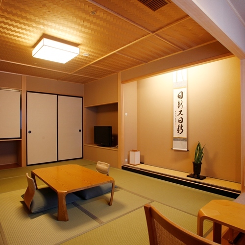 4th and 5th floors: Newly renovated Japanese-style room with panoramic bath (45 square meters) [Non-smoking]