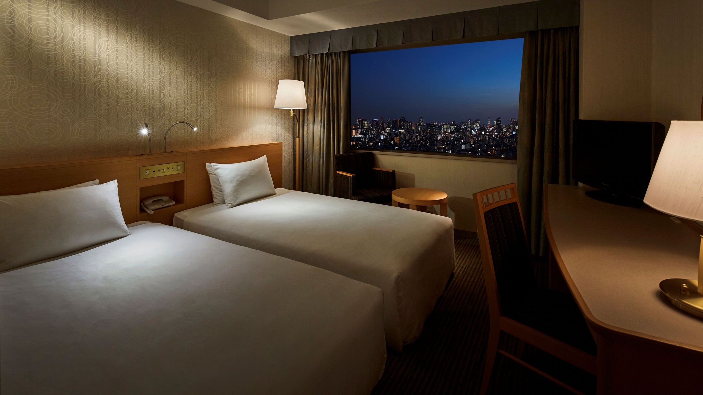 カジュアルツイン①