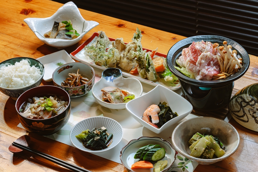 【花火も夏祭りも】夏は玉原！女将特製、ほっこり家庭料理を満喫プラン【2食付】
