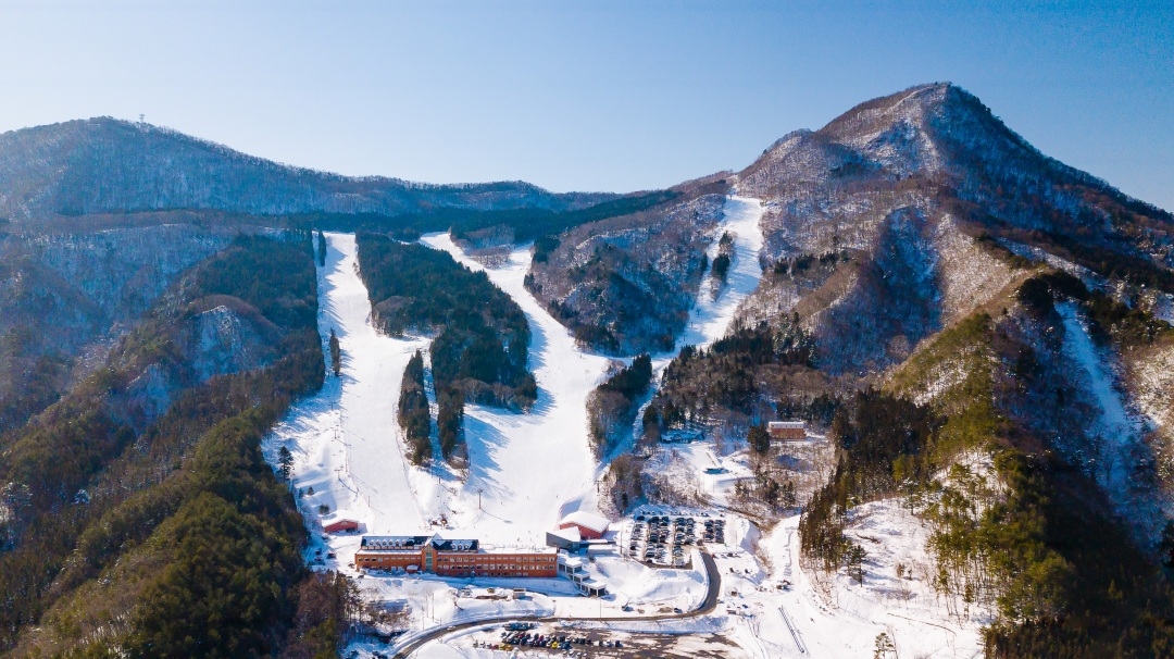 【素泊まり】リフト券が定価から1300円OFF！スキーヤー・ボーダー必見【ノルンみなかみスキー場】