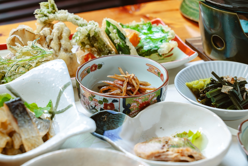 【5％OFF】【楽天スーパーSALE】女将特製の夕食付プラン♪（駐車場持込無料）【夕食付】