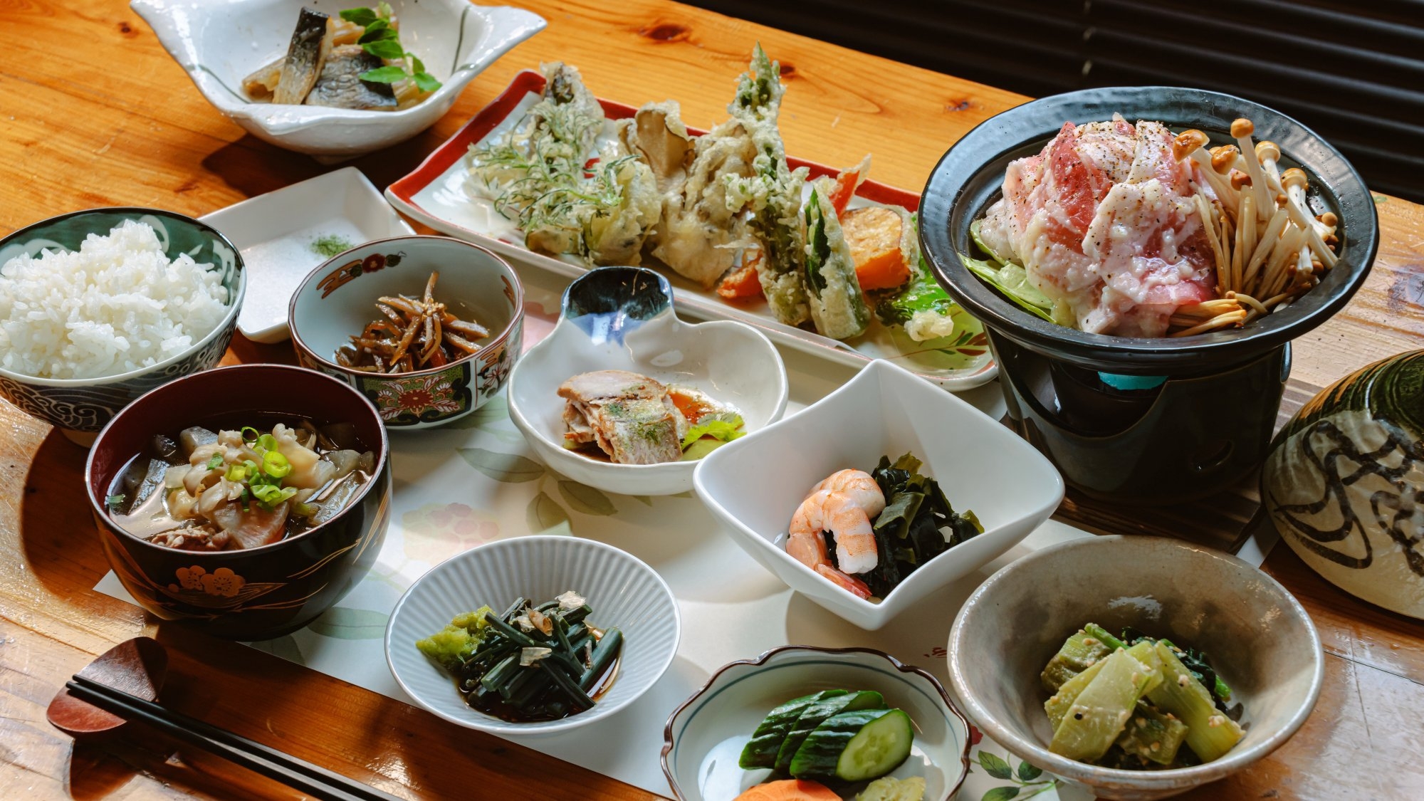 【期間限定】ラベンダーパーク入場割引券付！（夕食付）