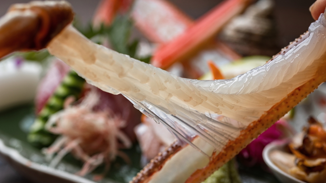 【活・松葉蟹×但馬牛】タグ付き蟹と、城崎湯巡り。特選コース〜茜 Akane〜｜貸切温泉・和朝食付