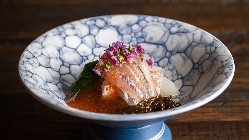 【1泊夕食】＜お日にち限定＞朝はゆったり派のあなたへ♪夜は贅沢コース『彩-AYA-』で至福のひととき