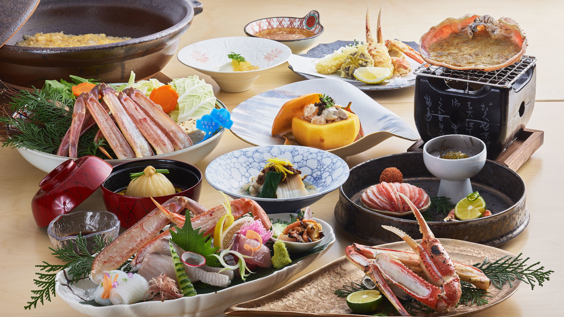 「特選かに会席」地元但馬で水揚げされた新鮮な活がにをお一人様につき1杯使用します。