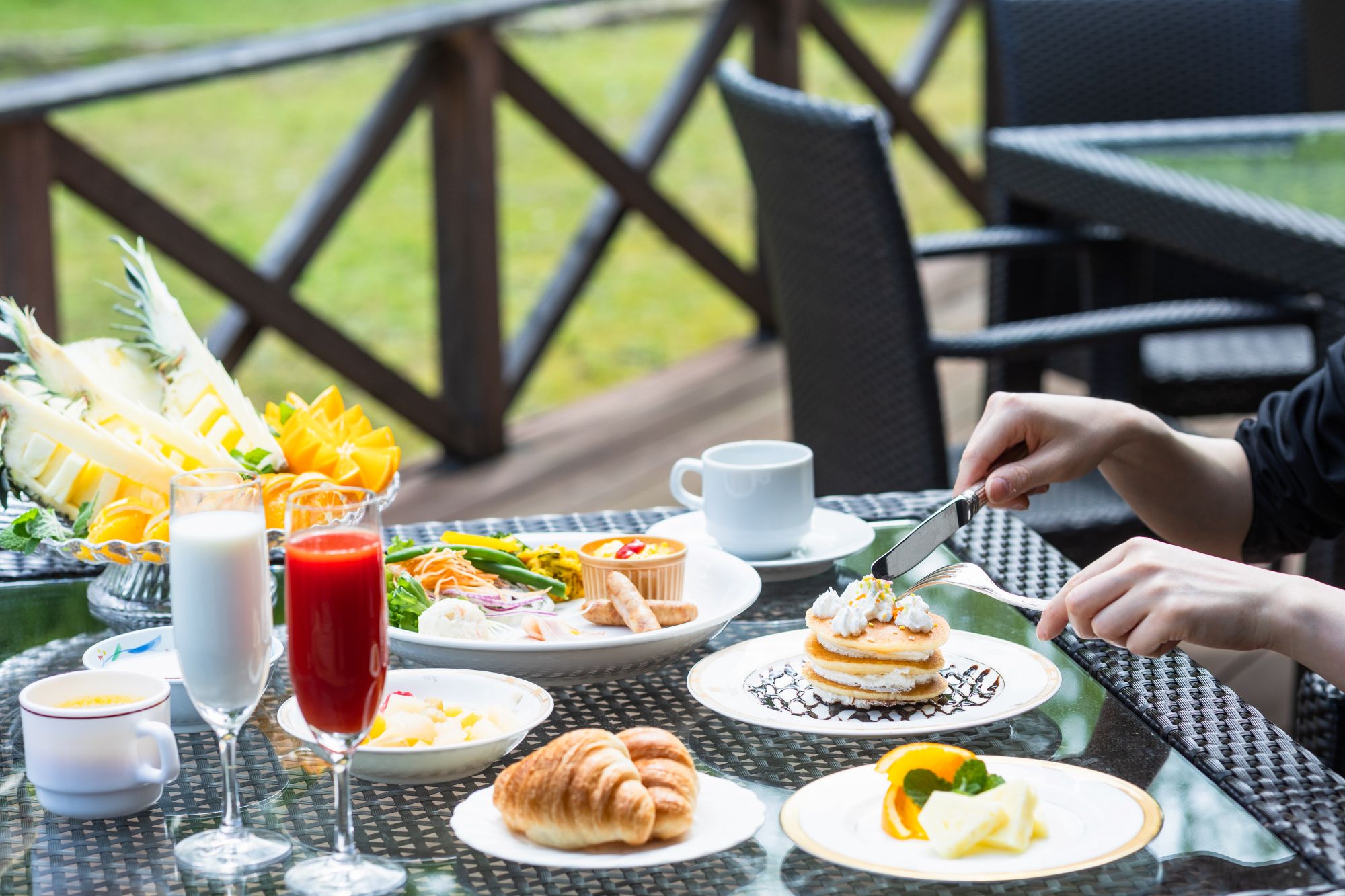 朝食バイキングはテラスでもご利用いただけます。