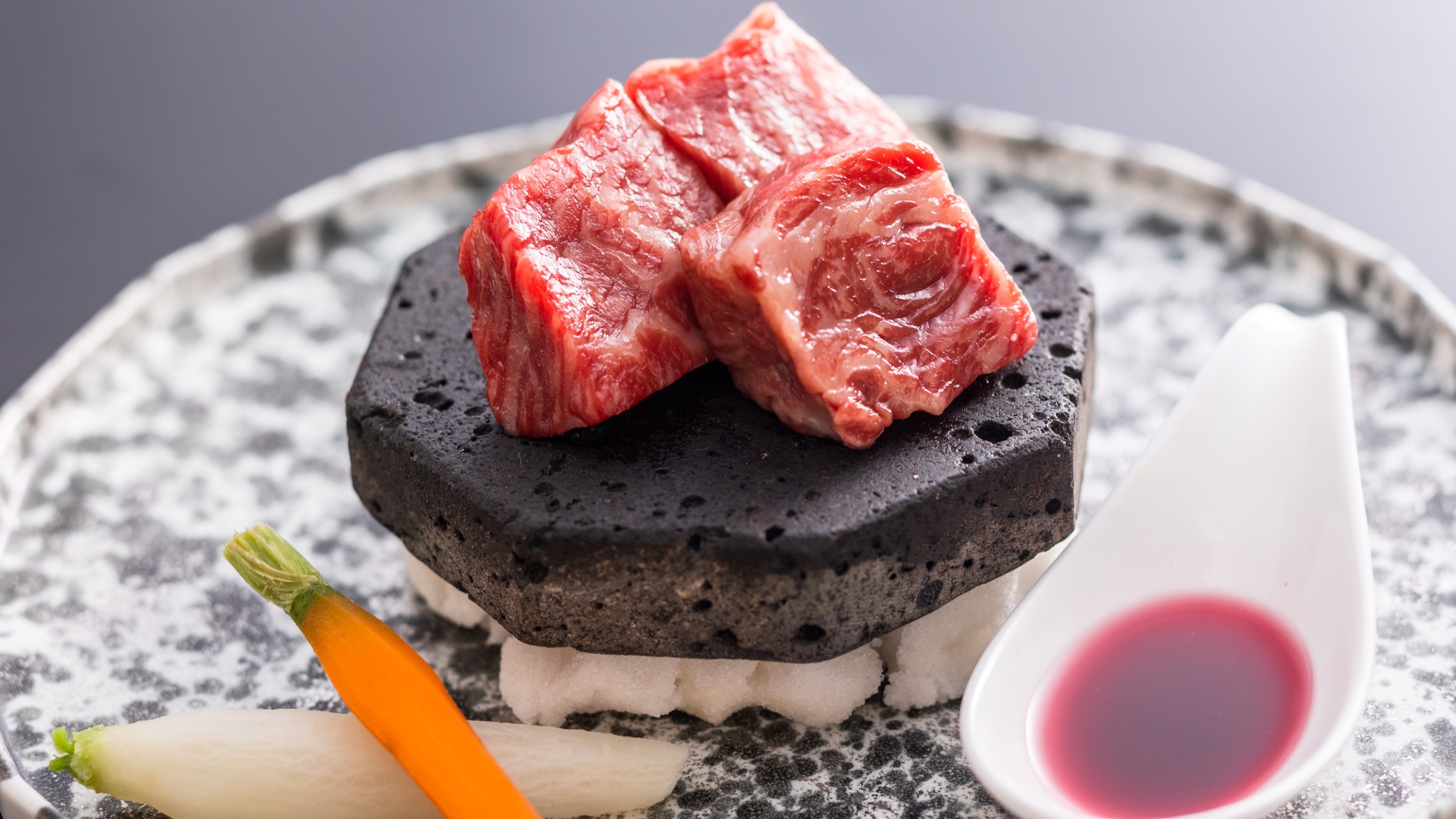 ＜特別会席＞　但馬牛フィレ石焼