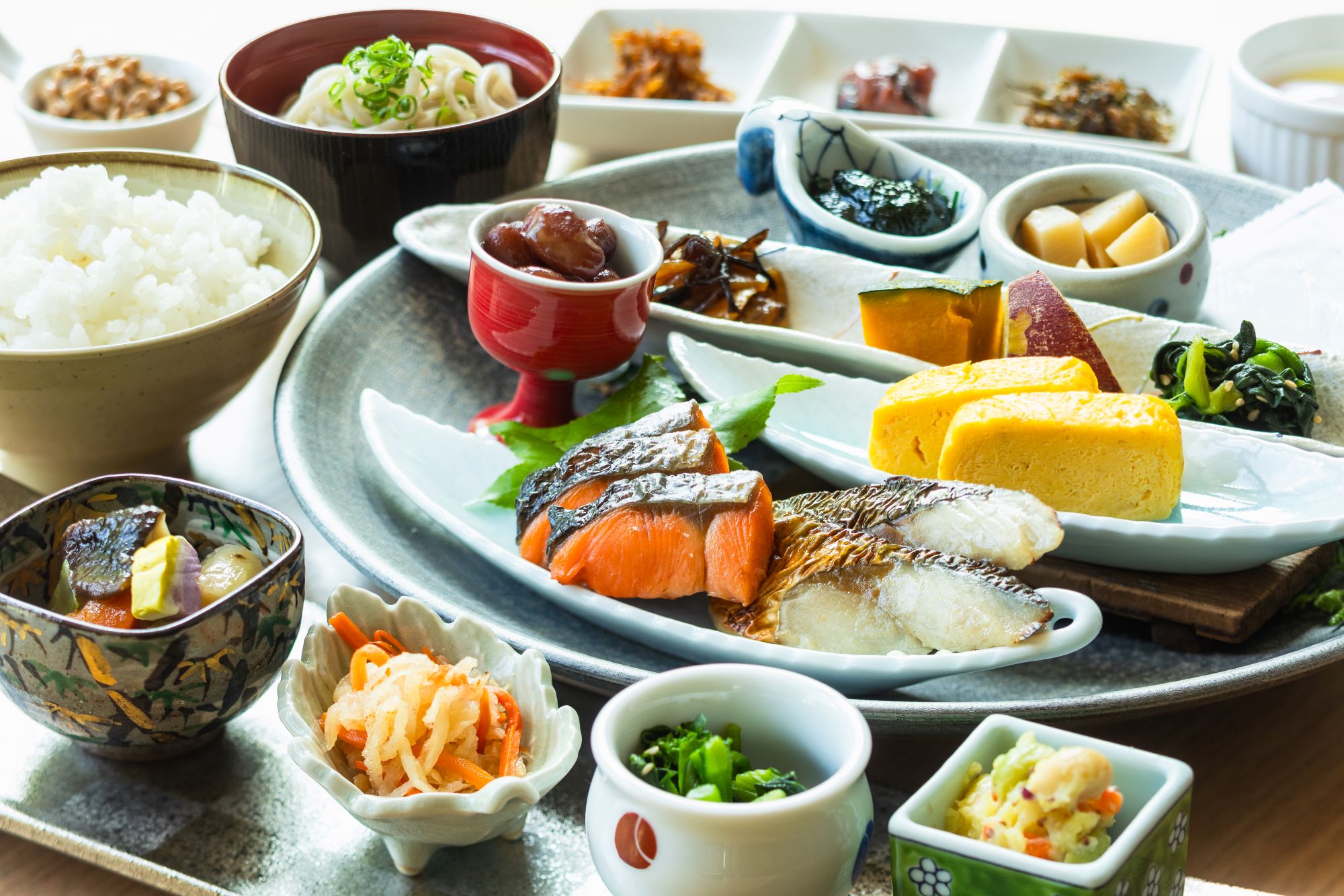 〜 日本料理 華厳 〜にて和朝食