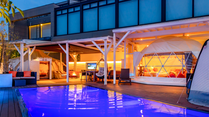 【グランピングオリーブテラス】2つのテントで快適グランピング♪楽しすぎて大はしゃぎ！