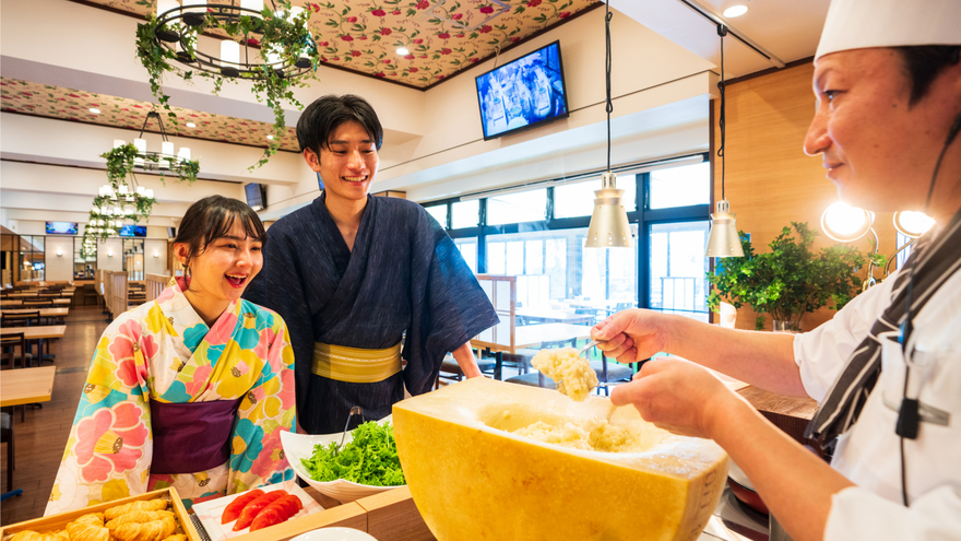 【朝食バイキング】濃厚チーズがたまらない！”パルミジャーノチーズリゾット”を目の前で調理♪