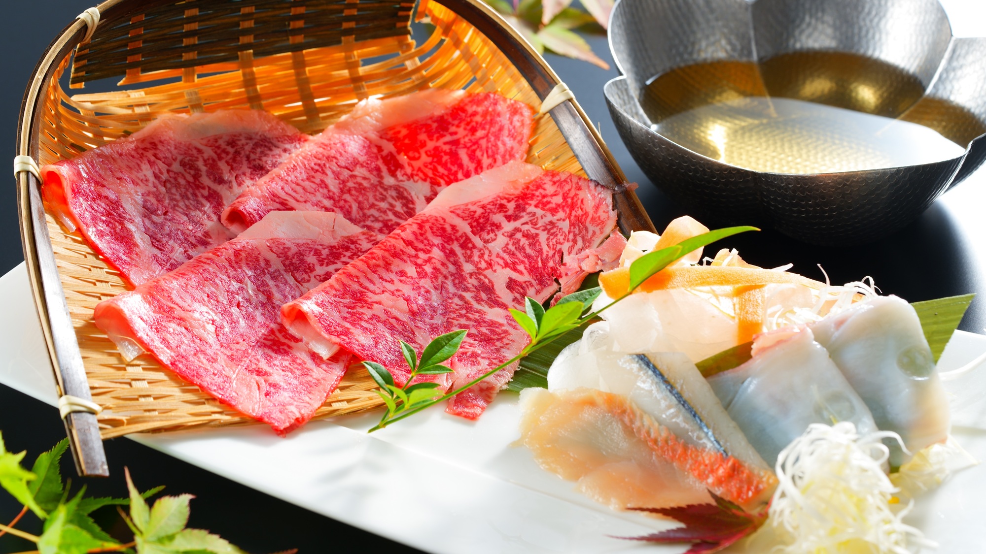 【長崎県産牛と海鮮のしゃぶしゃぶ会席／2025年秋冬】長崎県産牛と海鮮のハーフ＆ハーフしゃぶしゃぶ