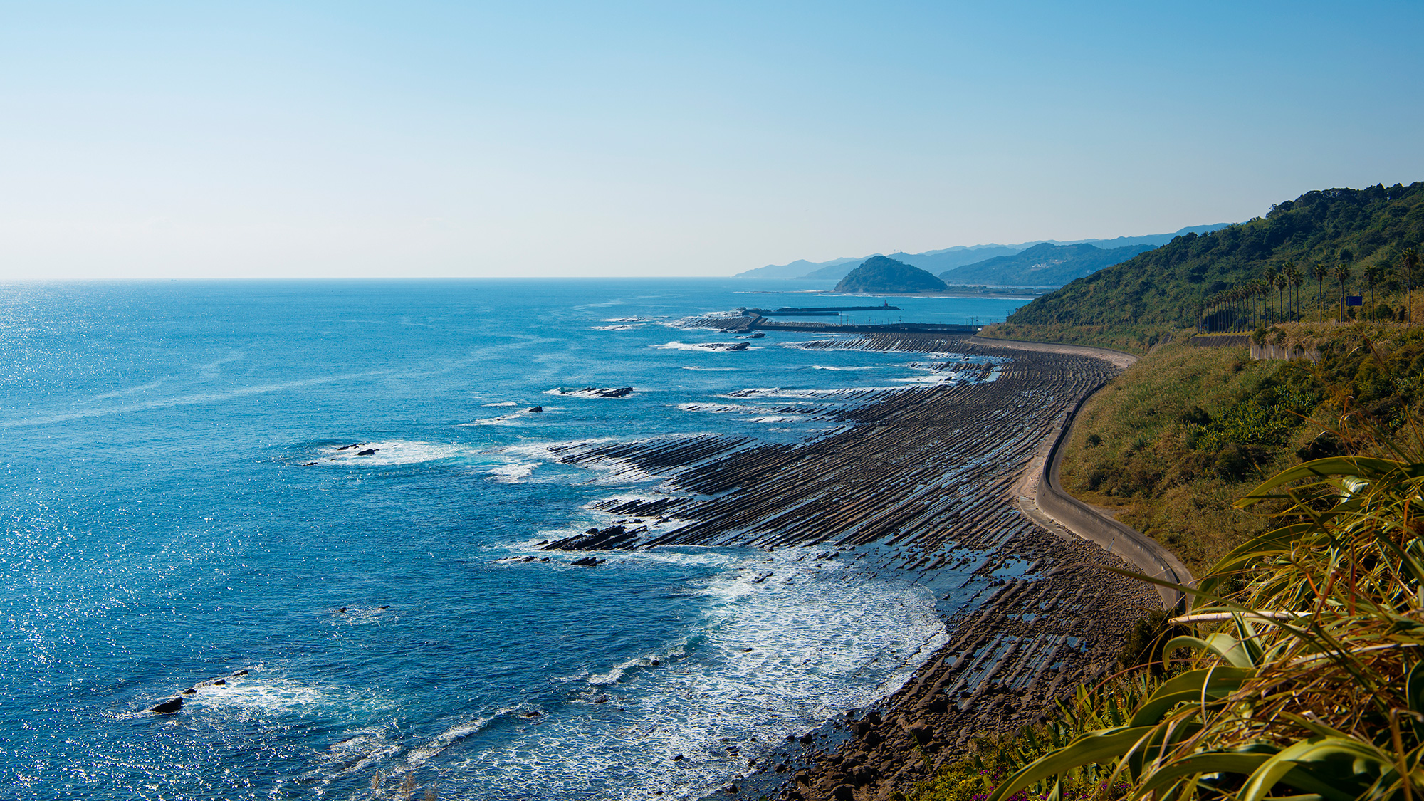 絶景の日南海岸「堀切峠」