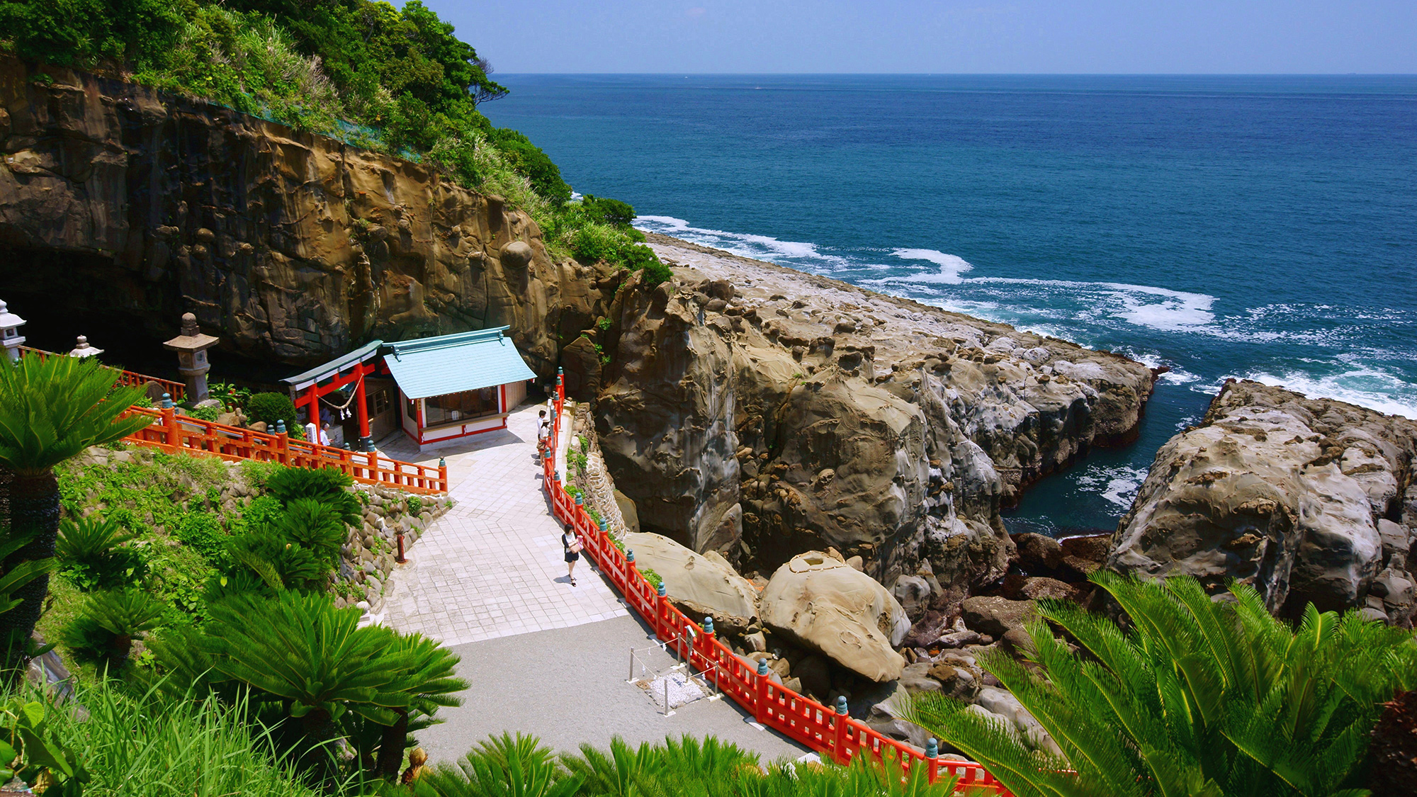 珍しい下り宮の「鵜戸神宮」
