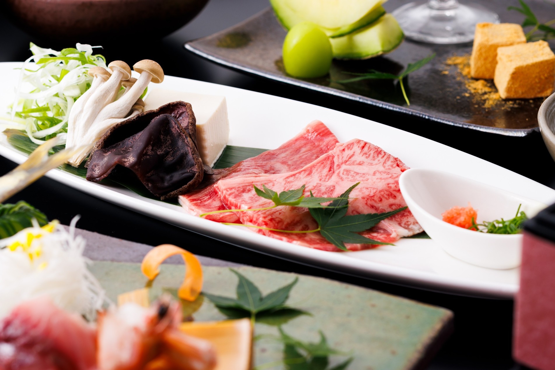 【グレードアップ】古の源泉に癒され、季節の美味を堪能する特選会席プラン◆天然水プレゼント◆お市の舞