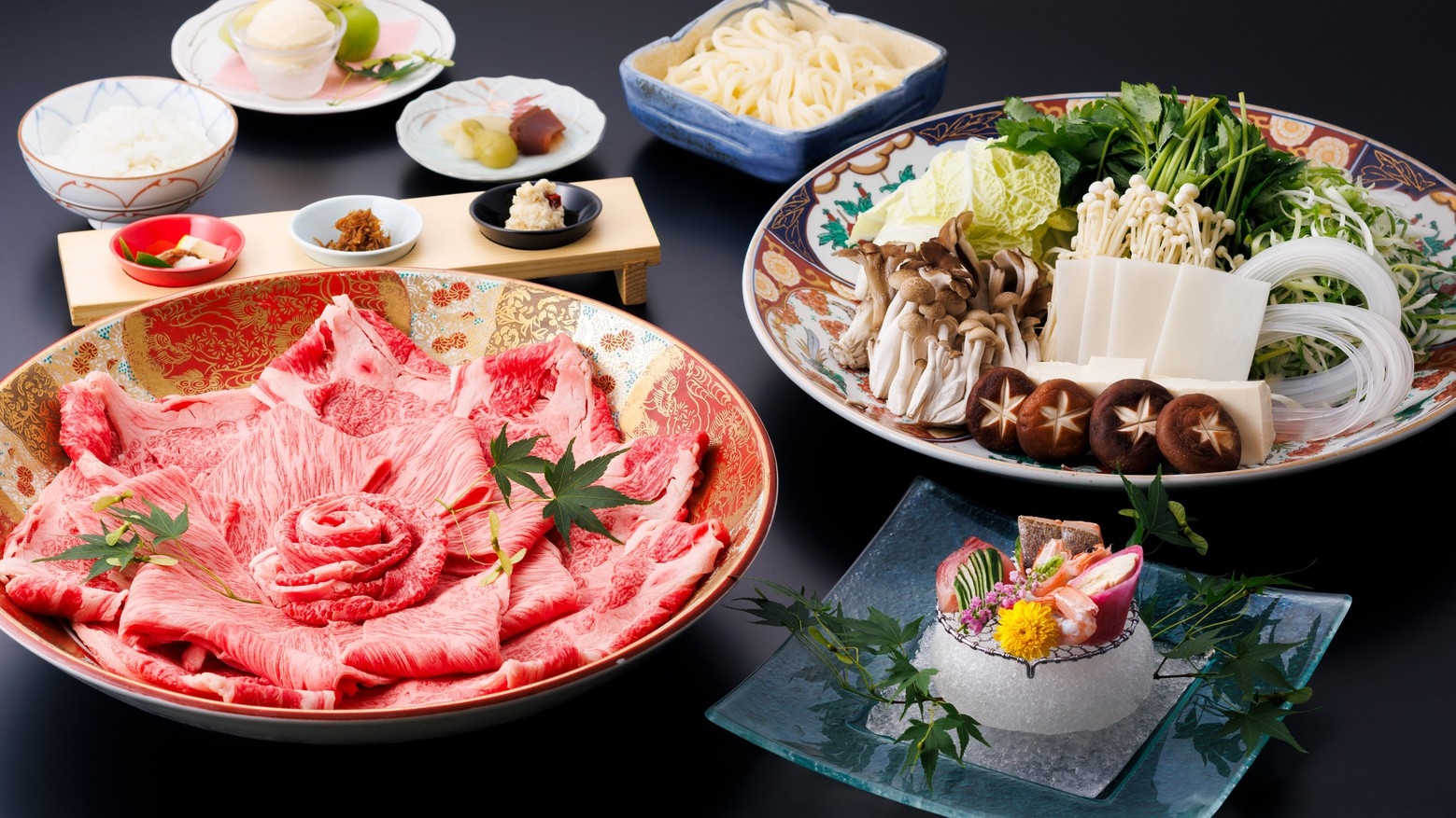 【グルメ】日本三大和牛「近江牛」特選しゃぶしゃぶプラン◆天然水プレゼント◆