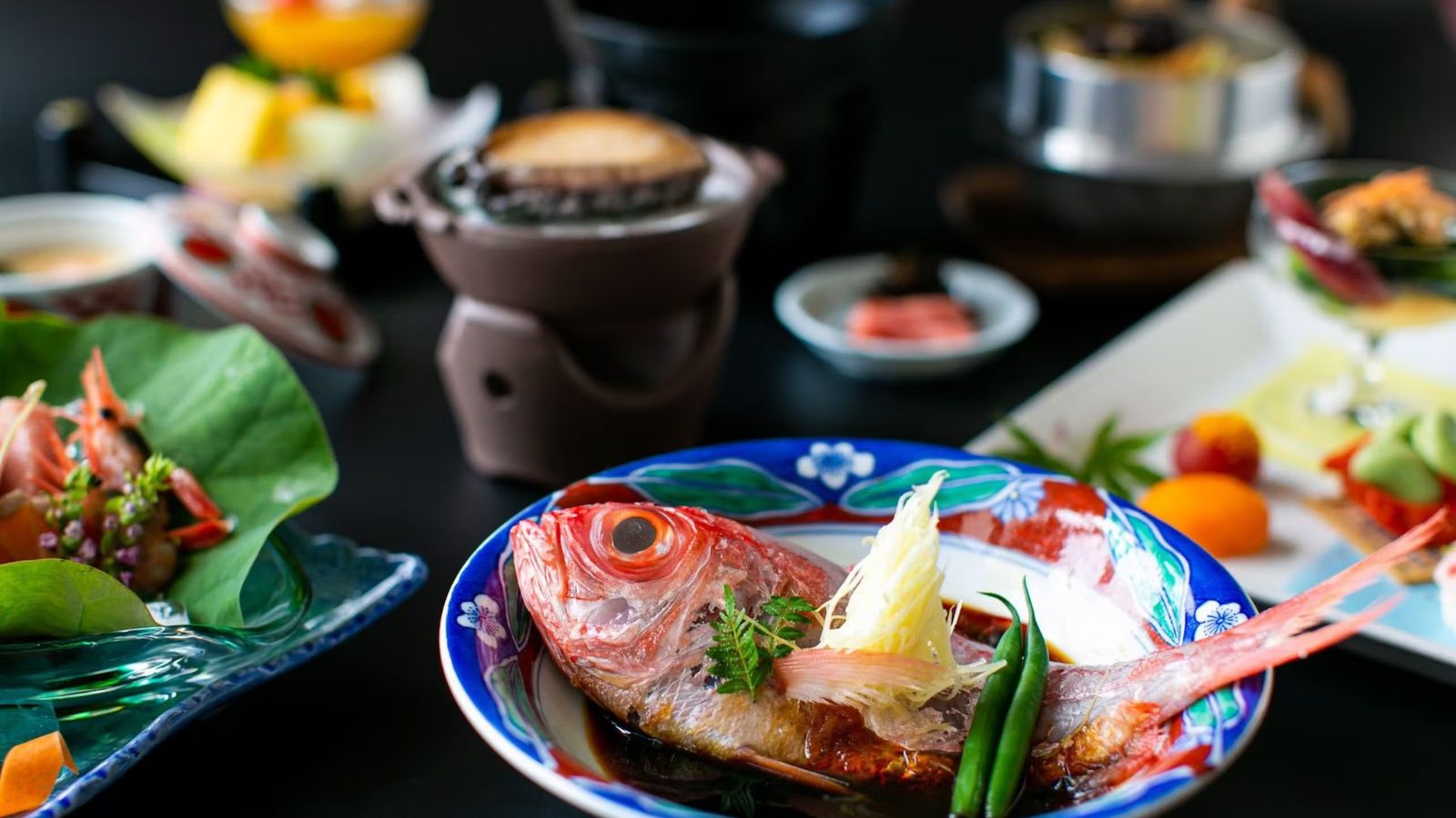 豪華三大食材！金目鯛＆鮑＆牛肉陶板焼き