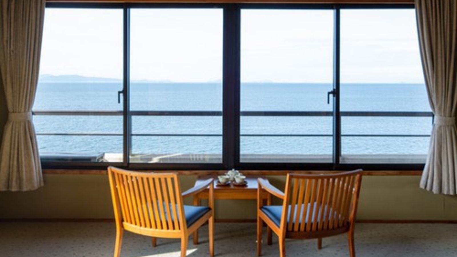 日頃の疲れを癒す全室オーシャンビュー