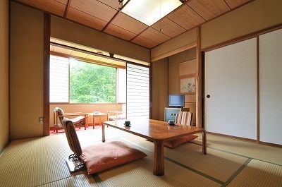 神奈山・ブナの森のお部屋和室又洋室