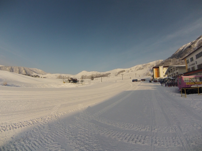 スタンダードプラン　ご夕食はすき焼き・鴨鍋・味噌豚鍋よりお選びください