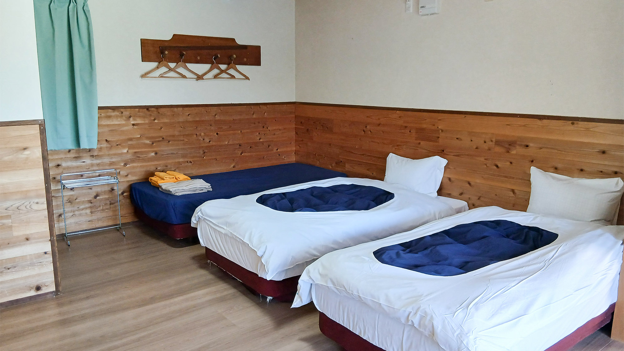 ・【コテージ洋室／バス・トイレ付】広々としたお部屋で心ゆくまでおくつろぎください