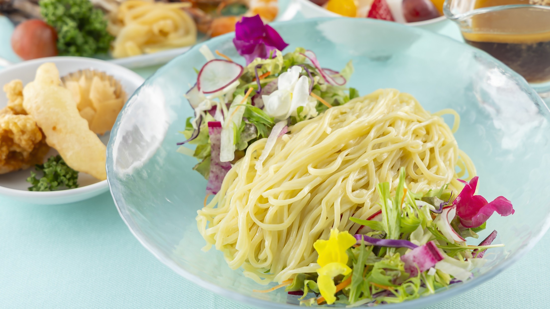 【夏の出張応援】キンキンに冷えた生ビール付き♪中国料理 桃花苑の特製冷麺で涼む夏【夕朝食付】